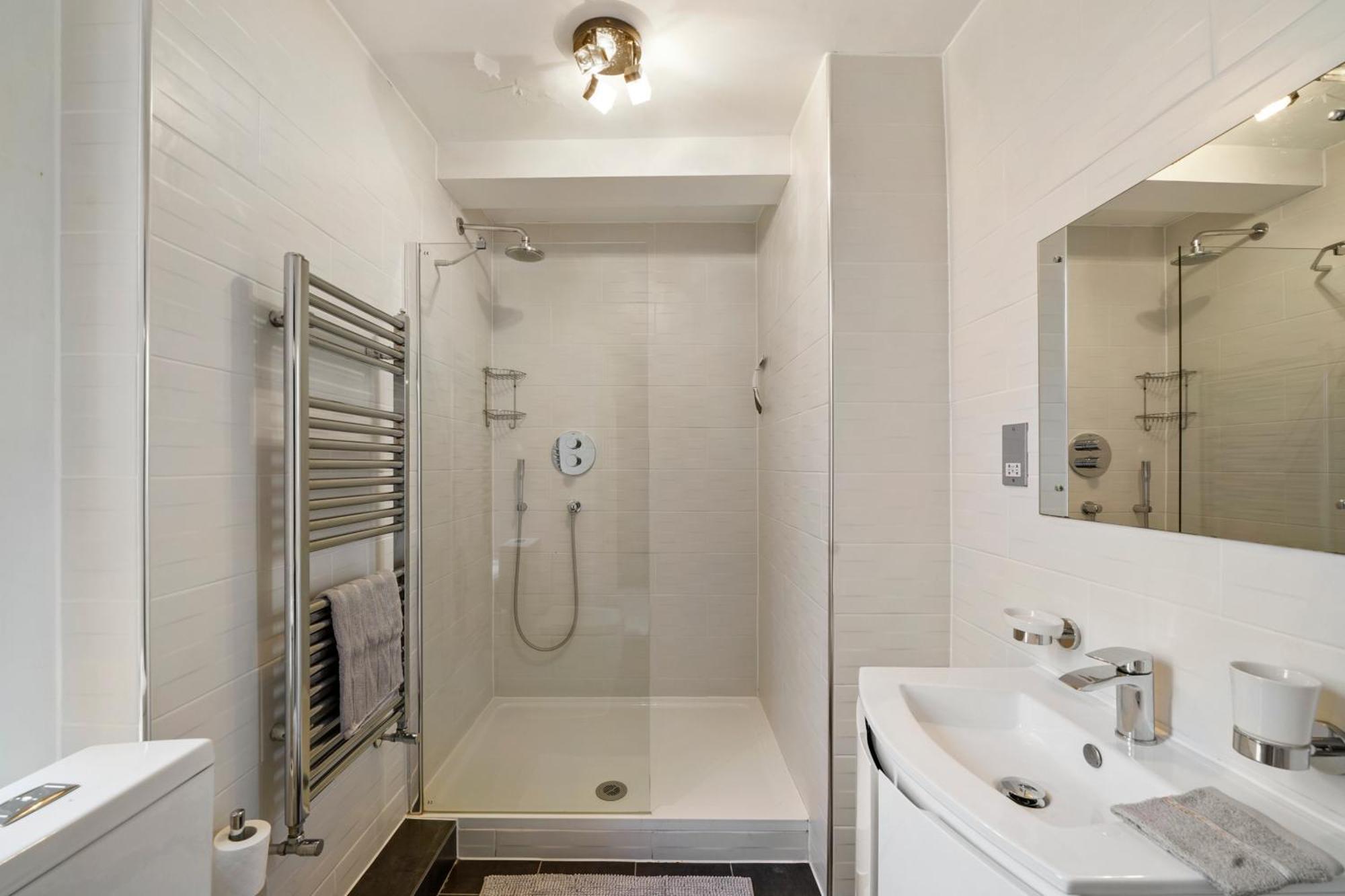 Apartament Delightful Flat In London - Sleeps 6 Zewnętrze zdjęcie