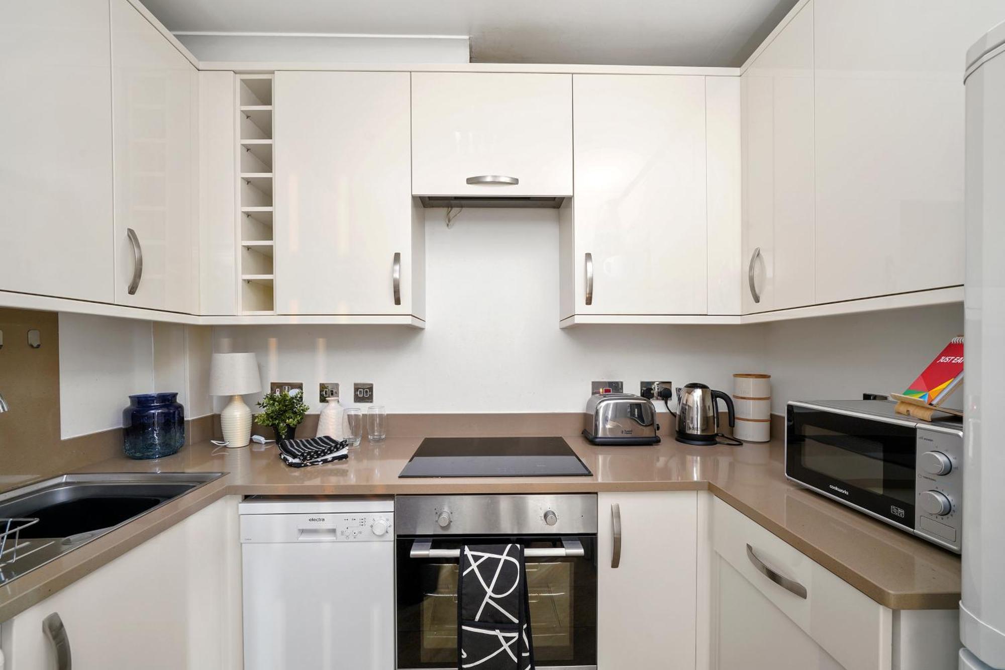 Apartament Delightful Flat In London - Sleeps 6 Zewnętrze zdjęcie